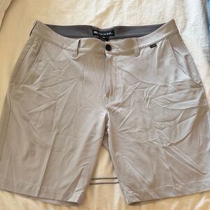 Travis Mathew Men's Stone color  Flat Front Shorts 34